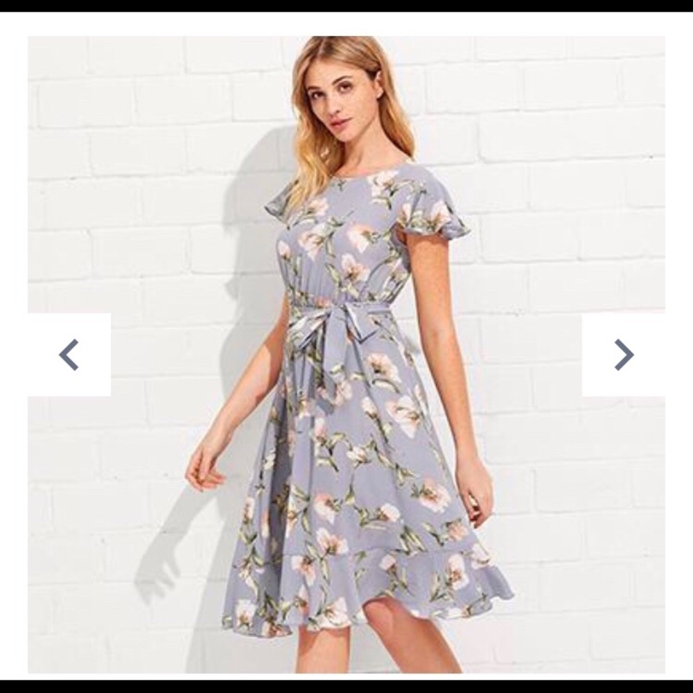 BNWT WOMEN’s BOUTIQUE LIGHT &FLOWY FLORAL DRESS